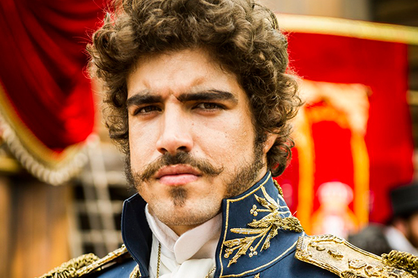 Novo Mundo tem pior início que Sol Nascente, mas tendência de subida anima Globo