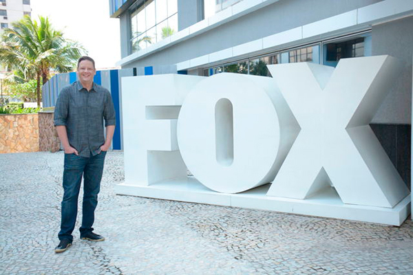 Fox Sports oficializa contratação de Bruno Laurence; jornalista terá programa aos domingos