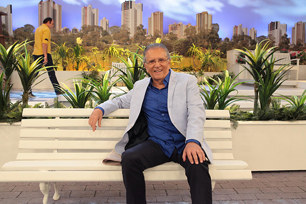 SBT comemora vice-liderança de vários programas de sua linha de shows em abril