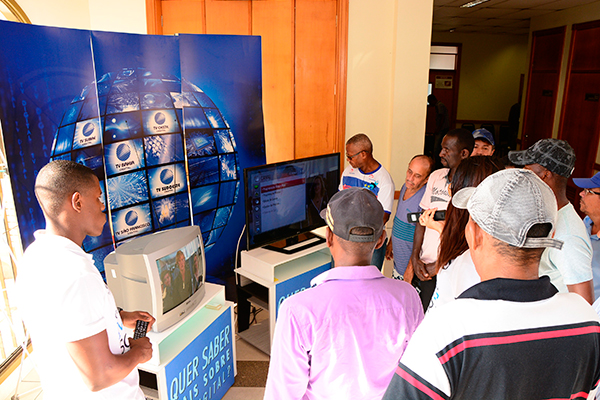 Brasília e Salvador viram exemplo para desligamento analógico das emissoras