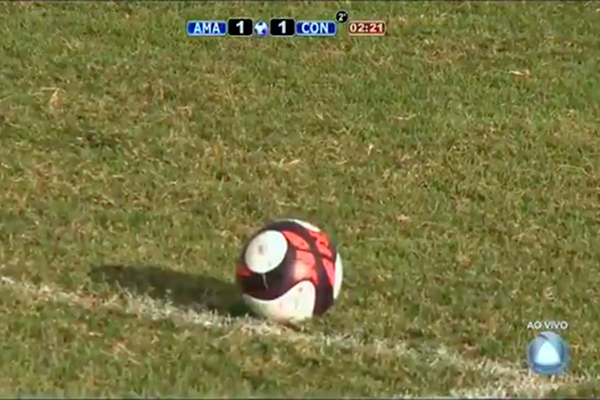 Vizinho revoltado faz transmissão de futebol de afiliada da Record sair do ar; confira o vídeo