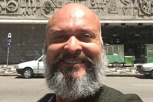 Por onde andam Cláudio Galvan (Chico da Venda) e Mareliz Rodrigues (Pequetita) de Cabocla?