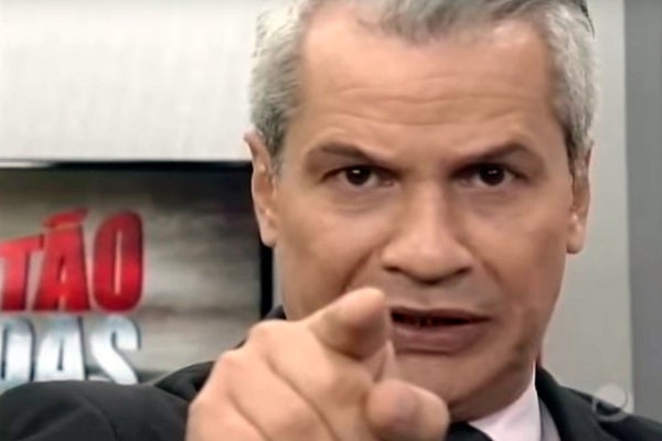 Diretor diz que afiliada do SBT não foi avisada de saída de Sikera Júnior, mas admite interesse do âncora