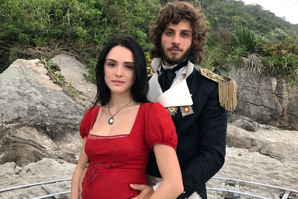 A semana em Novo Mundo: Navio pega fogo e Anna e Joaquim ficam encurralados