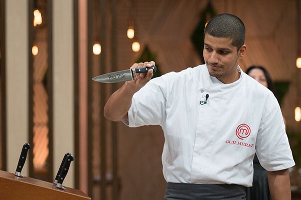MasterChef Profissionais: Guilherme vence repescagem, volta à competição e deixa o programa na prova de eliminação