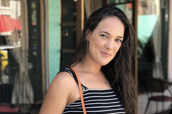Por onde anda Adriana Birolli, a jovem Maria Marta de Império?