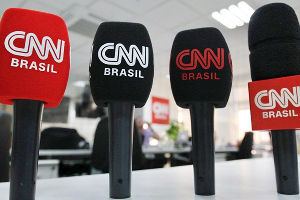 Clube CNN Brasil - Página 2 Cnn-brasil-microfones