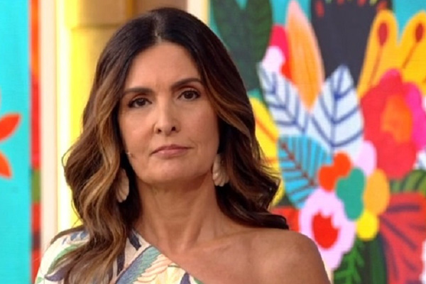 Fátima Bernardes anuncia que está com câncer de útero - TV História