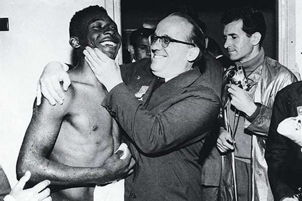 Pelé e Paulo Machado de Carvalho