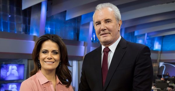 Adriana Araújo e Celso Freitas - Jornal da Record