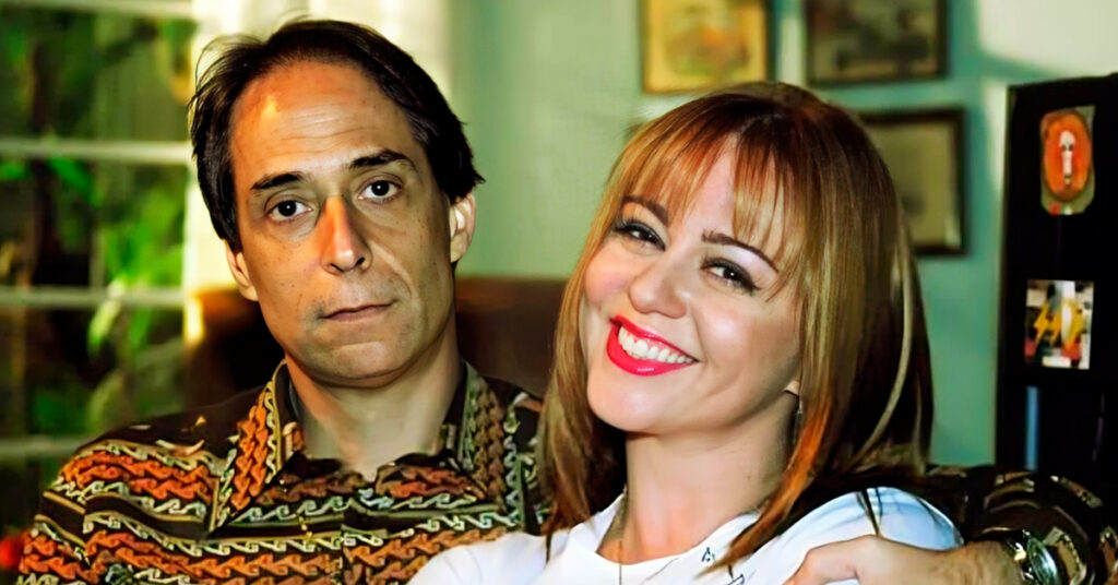 Artista de A Grande Família luta contra doença degenerativa: “Perdi o chão” A Grande Família - Guta Stresser e Pedro Cardoso