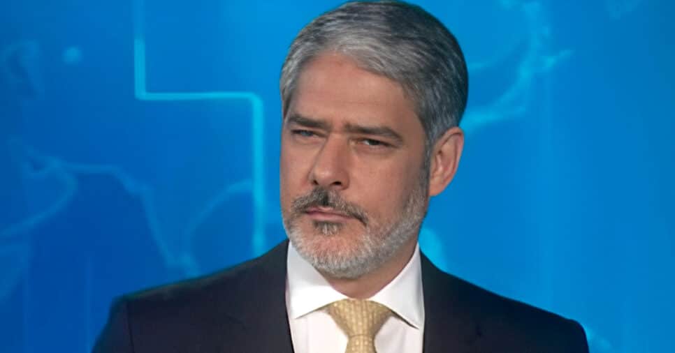 William Bonner apresentando o Jornal Nacional