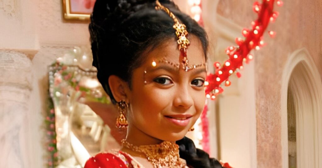 Atriz mirim de Caminho das Índias escondeu gravidez do público