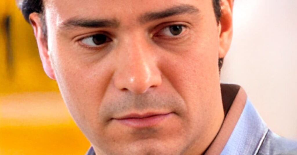 Flagra com homem mudou vida de ex-galã da Globo: “Arrancado do armário”