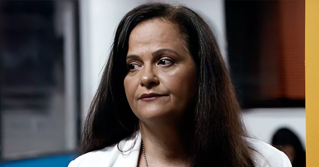 Resgatada por Travessia, delegada foi musa da Globo nos anos 80 Denise Milfont