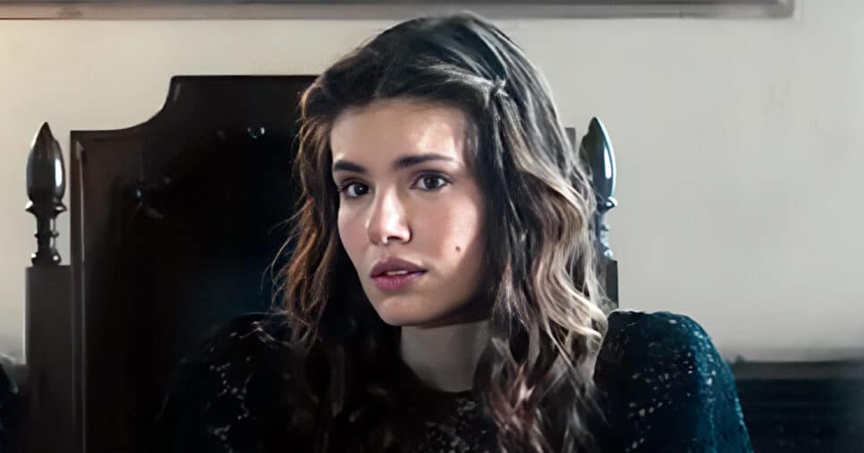 Amor Perfeito - Camila Queiroz