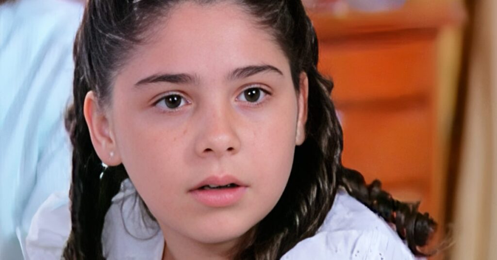 Estelinha de Chocolate com Pimenta virou mulherão e namorou colega de elenco Marcela Barrozo