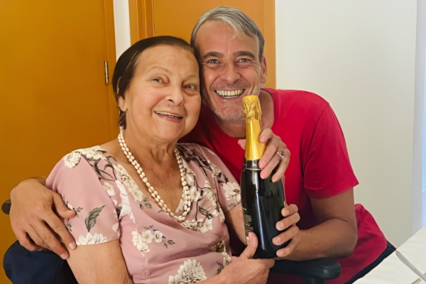 Alexandre Borges e a mãe Rosa Linda