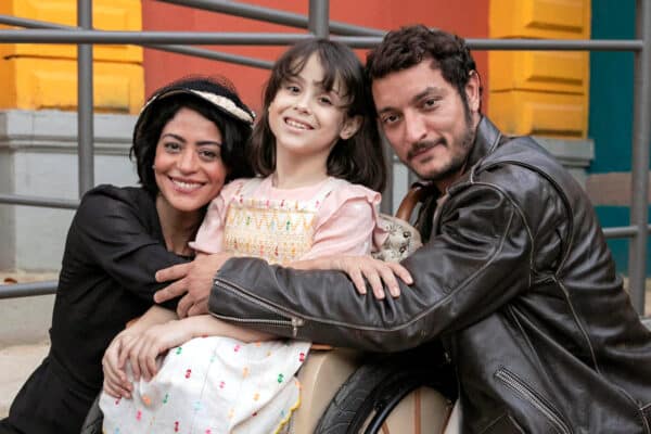 Carol Castro, Vitória Pabst e Allan Souza Lima, atores de Amor Perfeito, da TV Globo