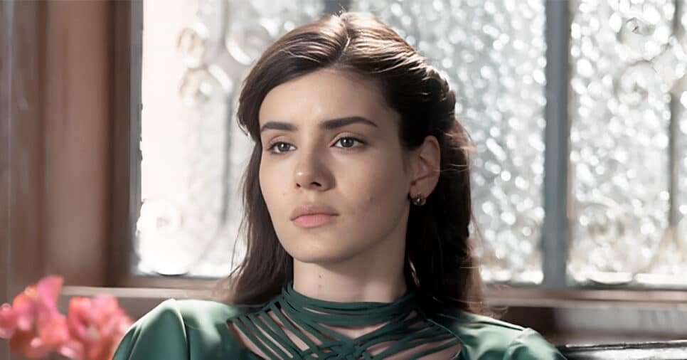 Amor Perfeito - Camila Queiroz