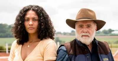 Bárbara Reis e Tony Ramos como Aline e Antônio em Terra e Paixão (João Miguel Júnior / Globo)