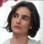 Priscila Sztejnman como Helena em Vai na Fé (Reprodução / Globo)