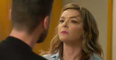 Regiane Alves como Clara em Vai na Fé (Reprodução / Globo)