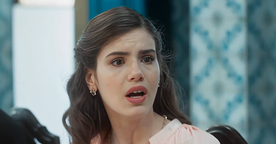 Amor Perfeito - Camila Queiroz