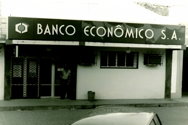 Banco Econômico