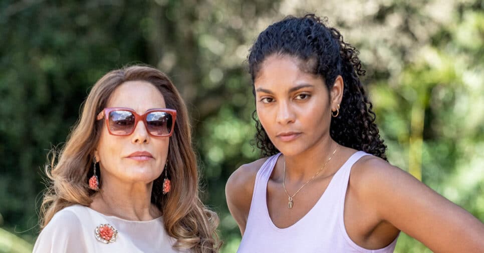 Irene (Gloria Pires) e Aline (Barbara Reis) em Terra e Paixão