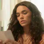 Giovana Cordeiro como Luna em Fuzuê (Reprodução / Globo)