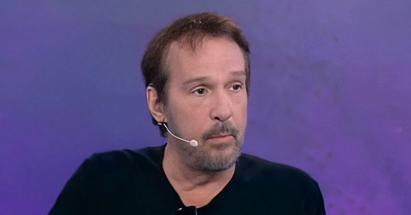 Emilio Surita é o apresentador do Pânico