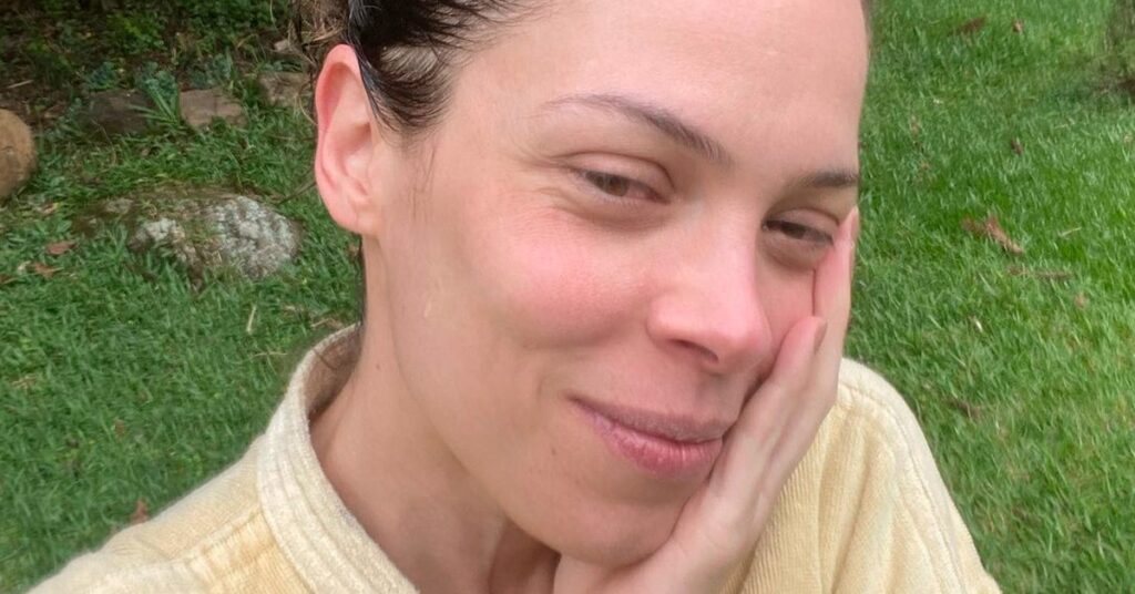 Saiba o que aconteceu com a atriz que fez Shirley em Mulheres Apaixonadas Renata Pitanga como Shirley em Mulheres Apaixonadas