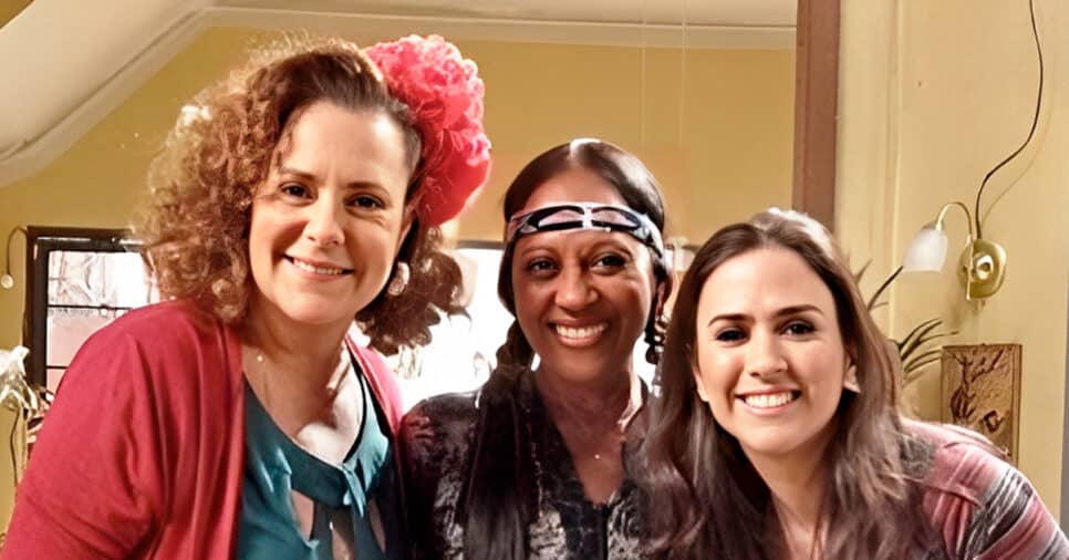 Elizabeth Savalla, Índia Potira e Tatá Werneck em Amor à Vida