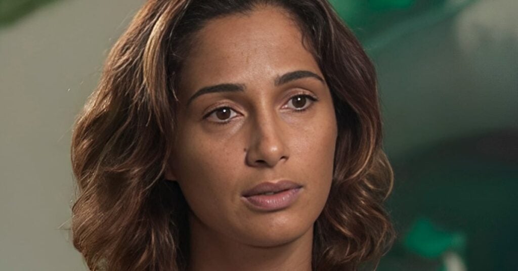 A atriz Camila Pitanga