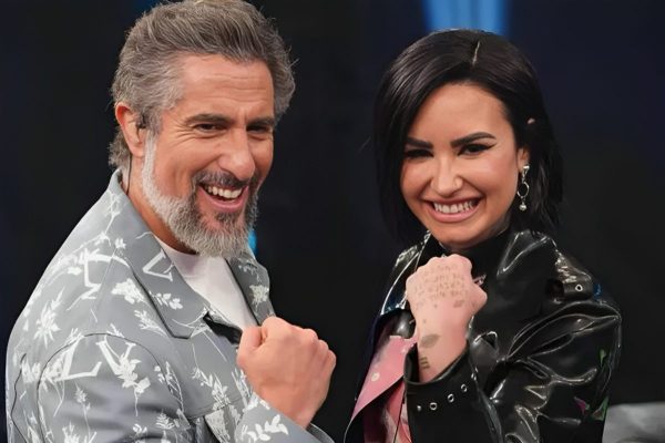 Marcos Mion e Demi Lovato no Caldeirão