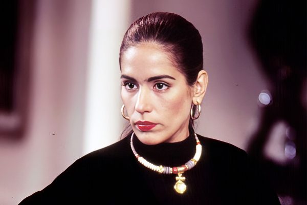 Gloria Pires como Raquel em Mulheres de Areia