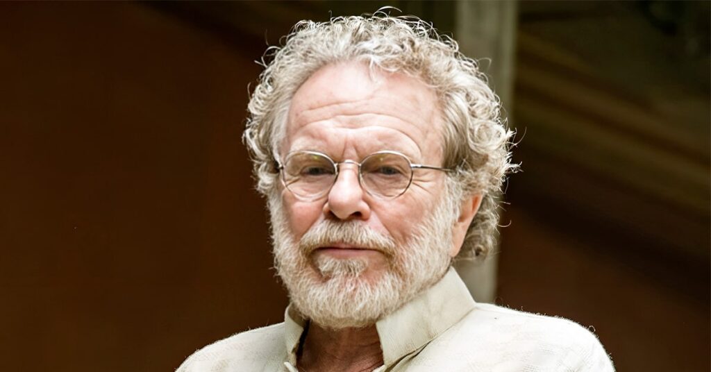 Longe da TV, Jonas Bloch se dedica a outra carreira aos 84 anos Jonas Bloch em Novo Mundo