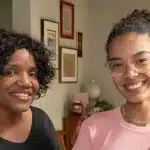 Mary Cheila e Bia Santana em Elas por Elas (Divulgação / Globo)