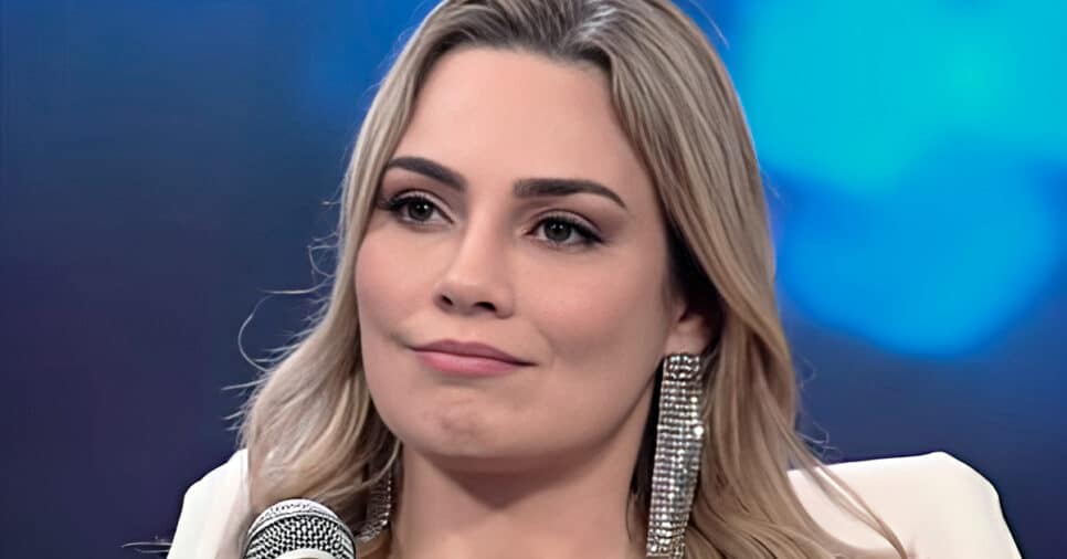 Rachel Sheherazade em participação no Hora do Faro