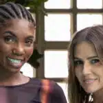 Taís (Késia Estácio) e Lara (Deborah Secco) em Elas por Elas (Divulgação / Globo)