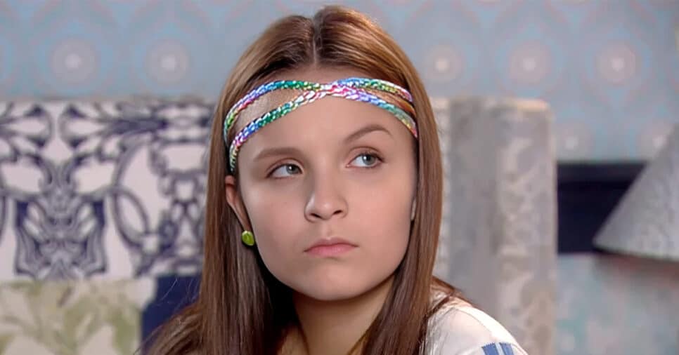 Larissa Manoela em Cúmplices de um Resgate