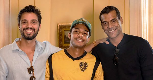 Rodrigo Simas, Juan Paiva e Marcelo Mello Jr em Renascer