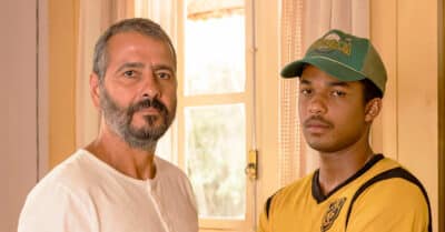 José Inocêncio (Marcos Palmeira) e João Pedro (Juan Paiva) em Renascer