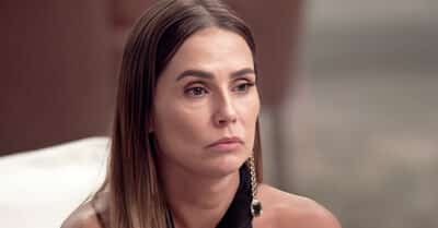 Deborah Secco como Lara em Elas por Elas