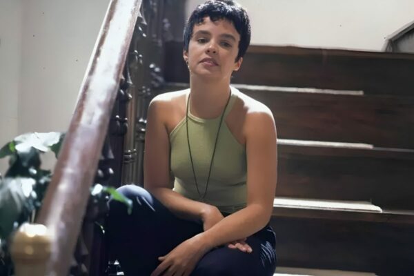 Luciana Braga como Sandra em Renascer