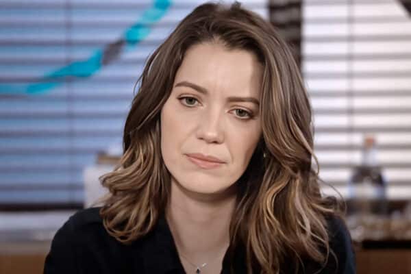 Nathalia Dill como Vênus em Família é Tudo