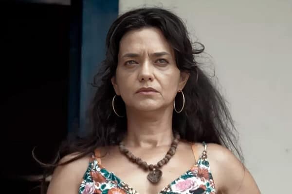 Ana Cecília Costa em Renascer