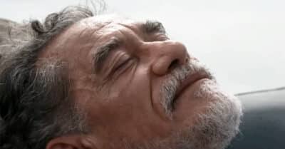 Chico Diaz como Padre Santo em Renascer