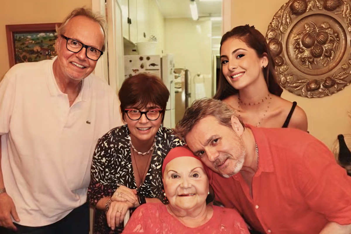 Tato Gabus, Lídia Brondi, Cássio Gabus Mendes e família